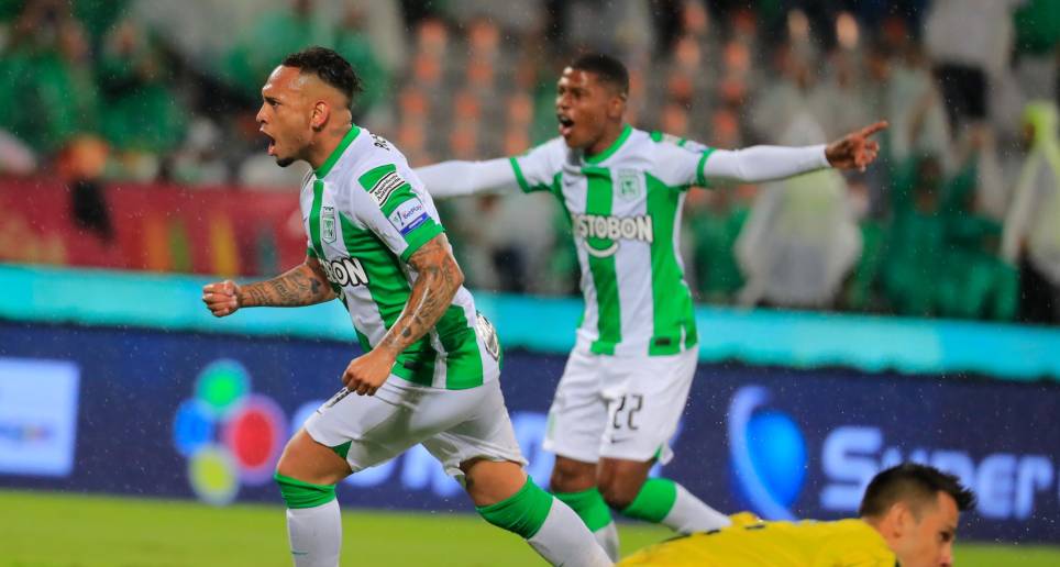 Jarlan Barrera marcó el descuento de Atlético Nacional, en el empate 1-1 en el Atanasio que deja el verde con dos puntos, producto de dos empates en los cuadrangulares semifinales de la Liga. FOTO jaime pérez