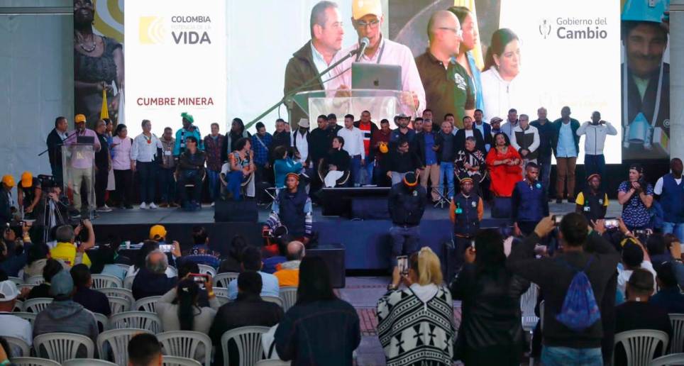 Más de 1.500 personas se dieron cita en Bogotá, el fin de semana pasado, para hacer parte de la primera Cumbre Nacional Minera, evento que se realizó en las instalaciones de la Universidad Nacional. FOTO Cortesía