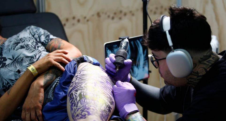 En total hay 268 stand con los mejor de la tecnología y las grandes innovaciones desde lo artístico en el mundo del tattoo. FOTO Camilo Suárez.