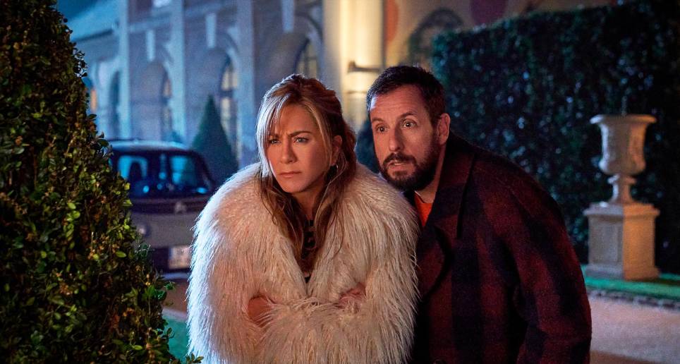 Jennifer Aniston y Adam Sandler vuelven en el papel de los esposos Spitz. FOTO Cortesía Netflix