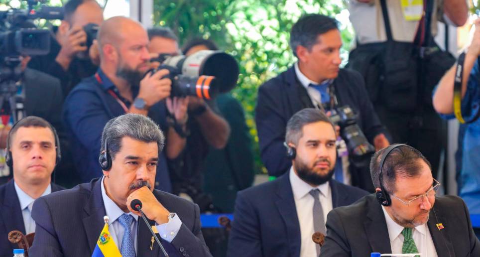 Nicolás Maduro asistió a la Cumbre y sostuvo reuniones bilaterales con varios presidentes de la región, entre ellos el colombiano Gustavo Petro. FOTO: TOMADA DE TWITTER @NicolasMaduro