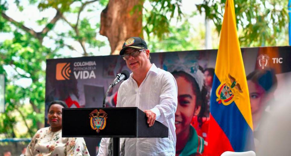 La favorabilidad del presidente, Gustavo Petro, entre los jóvenes decreció entre noviembre de 2022 y mayo de 2023 según una encuesta de la Universidad del Rosario. FOTO: Cortesía Presidencia