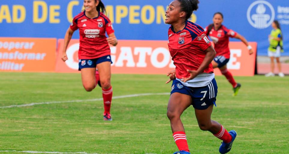 Las jugadoras del Medellín se reencontrarán con sus hinchas en el estadio Metropolitano de Ditaires, donde están invictas. FOTO Esneyder Gutiérrez