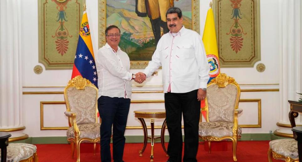 El presidente Gustavo Petro y su homólogo Nicolás Maduro. FOTO: CORTESÍA DE PRESIDENCIA.