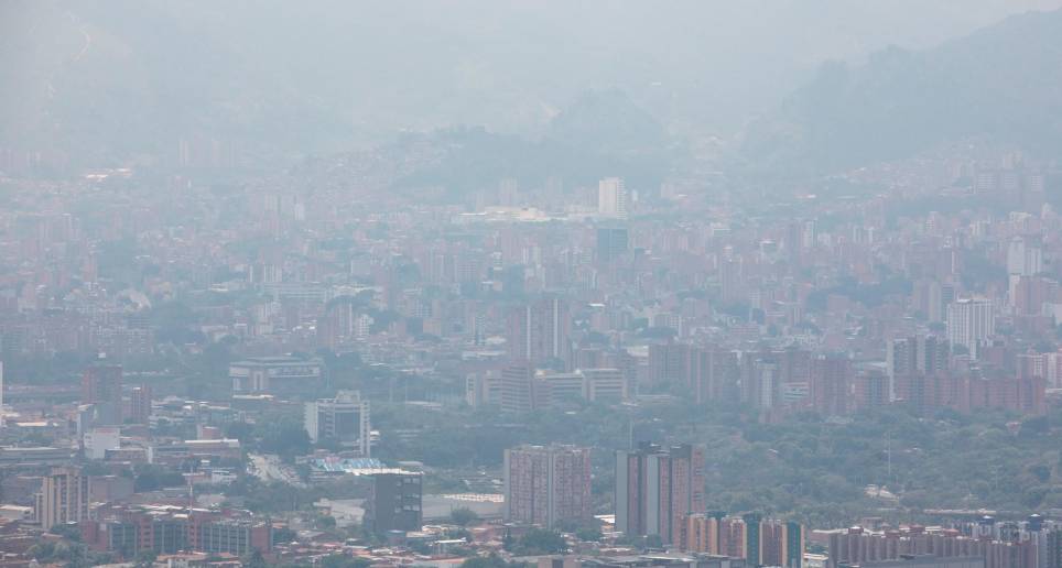 En lo que resta de marzo la ciudadanía experimentará un aire contaminado. FOTO: EL COLOMBIANO