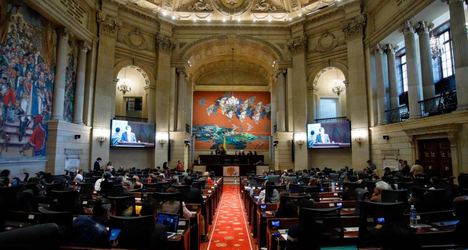 La discusión de la reforma a la política se reanudará en las sesiones ordinarias del Congreso. FOTO: COLPRENSA