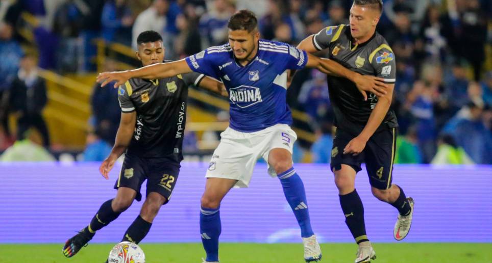 Millonarios y Águilas igualaron en un emocionante partido. FOTO Colprensa