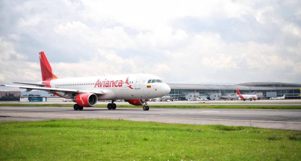 Avianca tendrá vuelos adicionales para trasnportar a los afectados de Ultra. FOTO COLPRENSA 