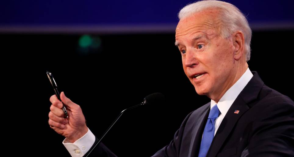 “Nadie logra todo lo que desea en una negociación, pero no nos equivoquemos, este acuerdo bipartidista es una gran victoria para nuestra economía”, afirmó Biden en una declaración en redes sociales. FOTO Agencia