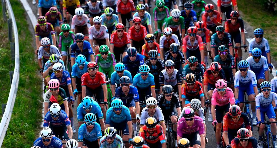 Tras la calma que vivió este miércoles el Giro, al armonía se romperá este jueves en el terreno de montaña. La general puede tener cambios. FOTO Getty