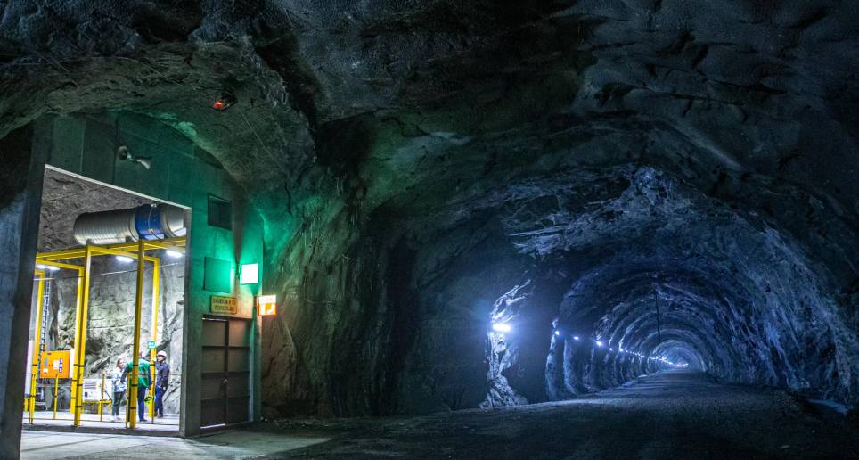 El segundo túnel de Oriente, también de 8,2 kilómetros, ya está excavado. Falta su revestimiento, pavimentación y la instalación de los equipos electromecánicos. FOTO juan antonio sánchez