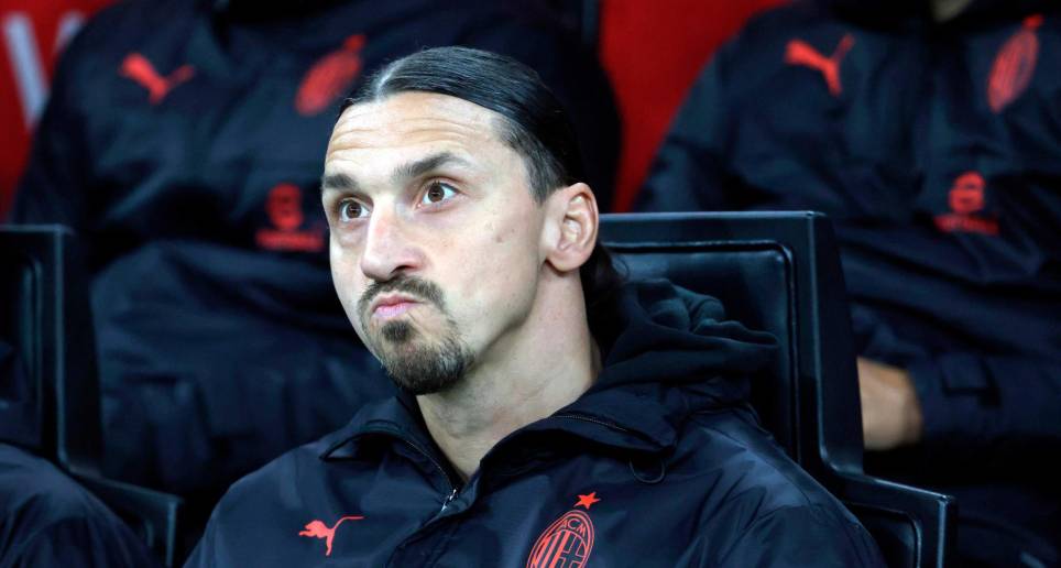 Zlatan Ibrahimovic regresó al fútbol de Europa (Milan de Italia) luego de jugar para Los Angeles Galaxy, de Estados Unidos. FOTO EFE