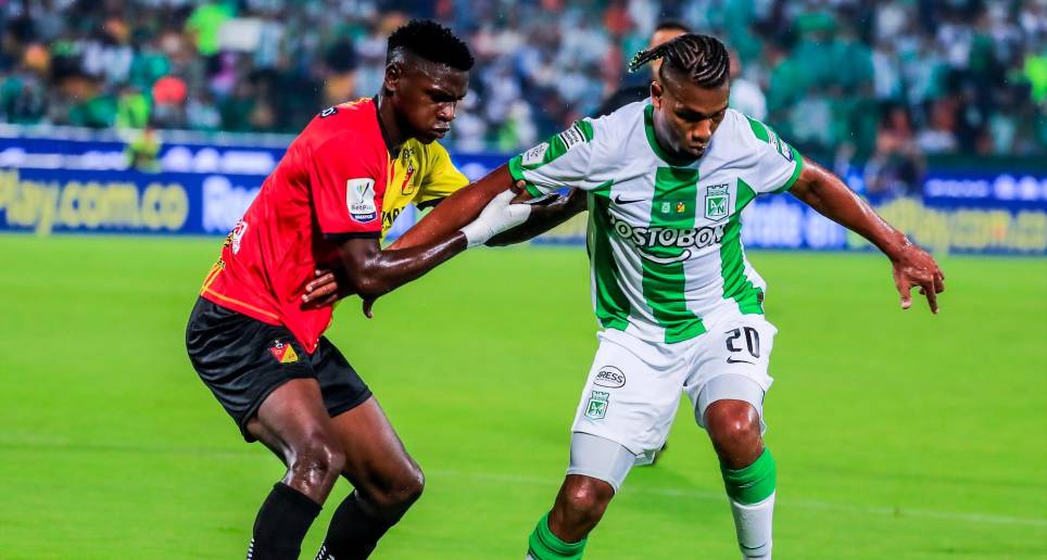 En la imagen aparece Danovis Banguero (20) de Nacional, uno de los futbolistas que más tiempo de juego tiene con el técnico Paulo Autuori esta temporada. Suma 709 minutos en la Liga. FOTO jaime pérez