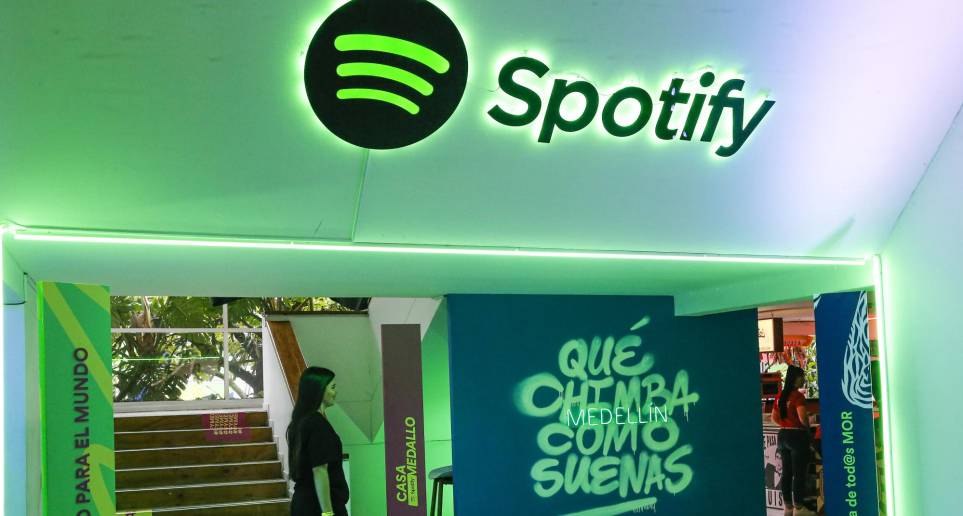 A pesar de ser la plataforma de streaming número uno en el mundo, Spotify ha registrado pérdidas desde hace varios años. FOTO: Archivo EC