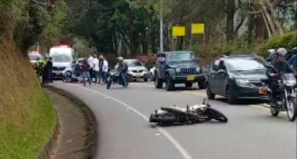 En la variante a Palmas, en Rionegro, se presentó la muerte más reciente de un motociclista en las vías. FOTO: CORTESÍA