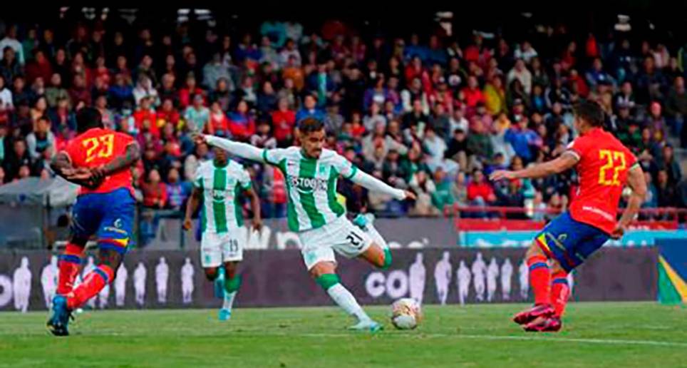 Tomás Ángel tuvo participación directa en el único tanto del conjunto antioqueño, que salió victorioso. Le dio a Candelo el pase previo al golazo que marcó. FOTO cortesía Atlético Nacional