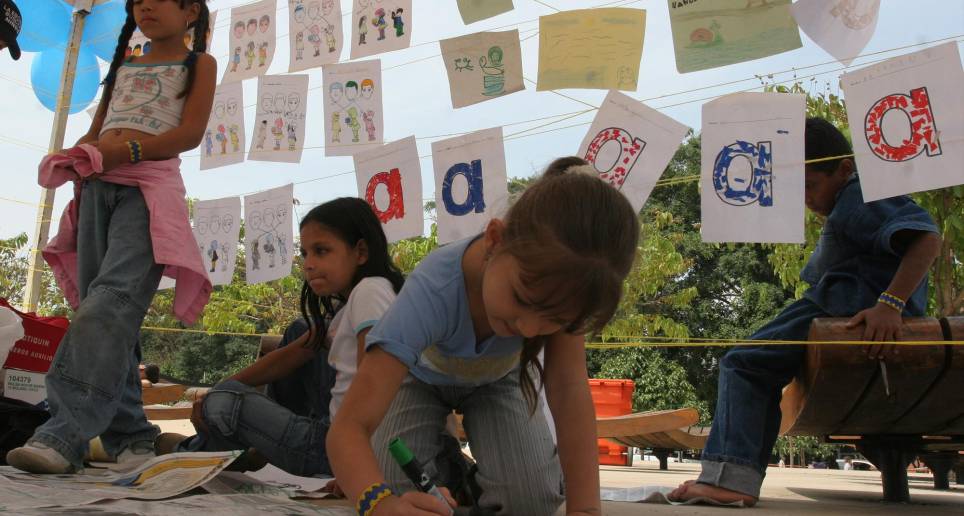 1 de 4 niñas o adolescentes ha faltado a la escuela alguna vez por causas relacionadas con el cuidado de la menstruación, según Unicef. FOTO: ARCHIVO EC