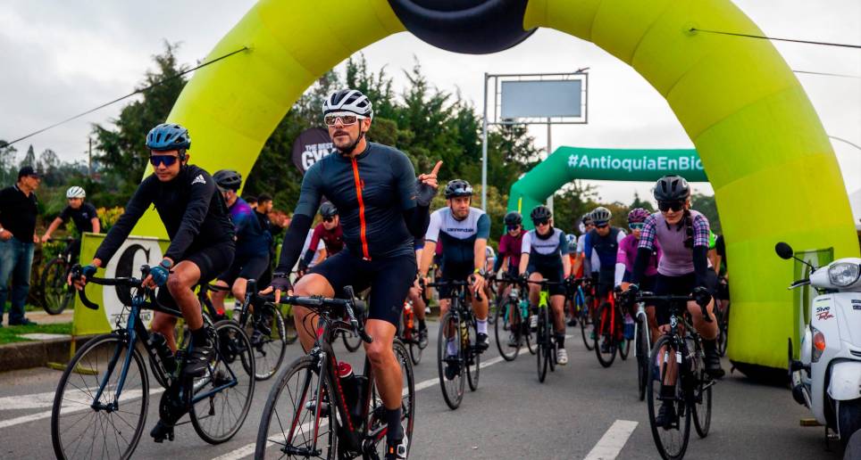 ¡Todo listo! Se acerca el primer gran fondo de la historia del Clásico EC