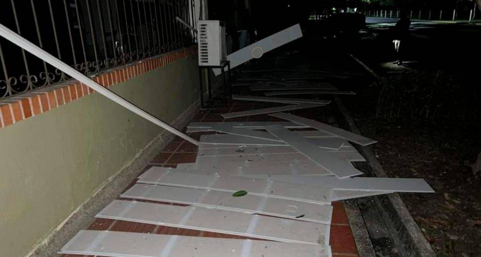 El Ejército reforzó la seguridad para descartar la presencia de más explosivos en su perímetro. FOTO CORTESÍA 