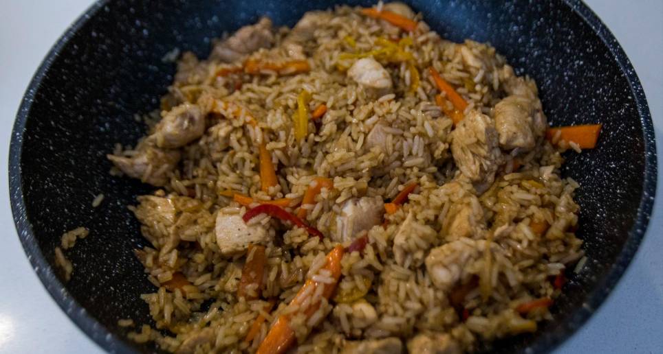 Los arroces fritos cada vez tiene más variantes y productos. Los de China son muy diferentes. Foto: Julio César Herrera.