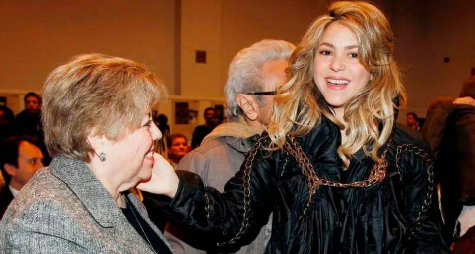 La madre de Shakira siempre ha seguido la carrera musical de su hija. FOTO Getty