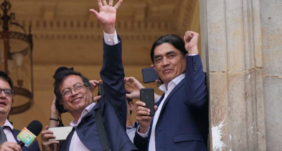 Gustavo Bolívar, quien ha sido uno de los más fieles discípulos de Gustavo Petro, reconoció que el proyecto de paz total tiene diversos retos por superar para llegar a ser realidad. FOTO COLPRENSA