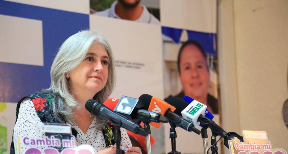 Gobierno lanza el subsidio Cambia Mi Casa, para que familias vulnerables mejoren sus viviendas