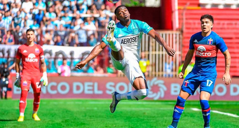 Carbonero logró con Racing el título de la Supercopa Internacional este año. FOTO: TWITTER JOHAN CARBONERO 