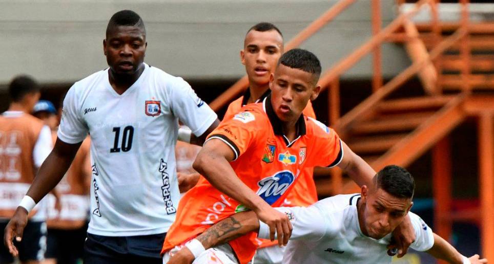 A pesar de haber perdido con Chicó, el Envigado sigue arriba en la parte de arriba de la tabla de posiciones de la Liga. FOTO: TOMADA DEL TWITTER DE @Dimayor