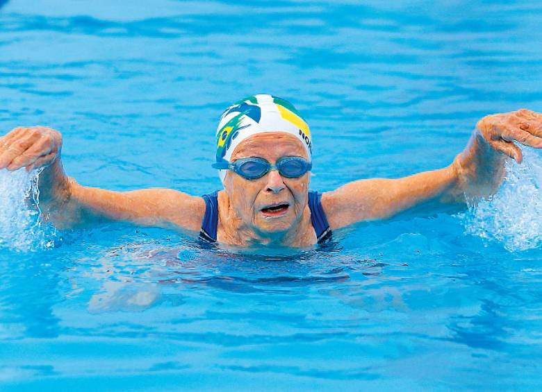 Nora Ronai volverá a escena el domingo, lunes y martes en varias pruebas. FOTO cortesía Liga de Natación de Antipoquia