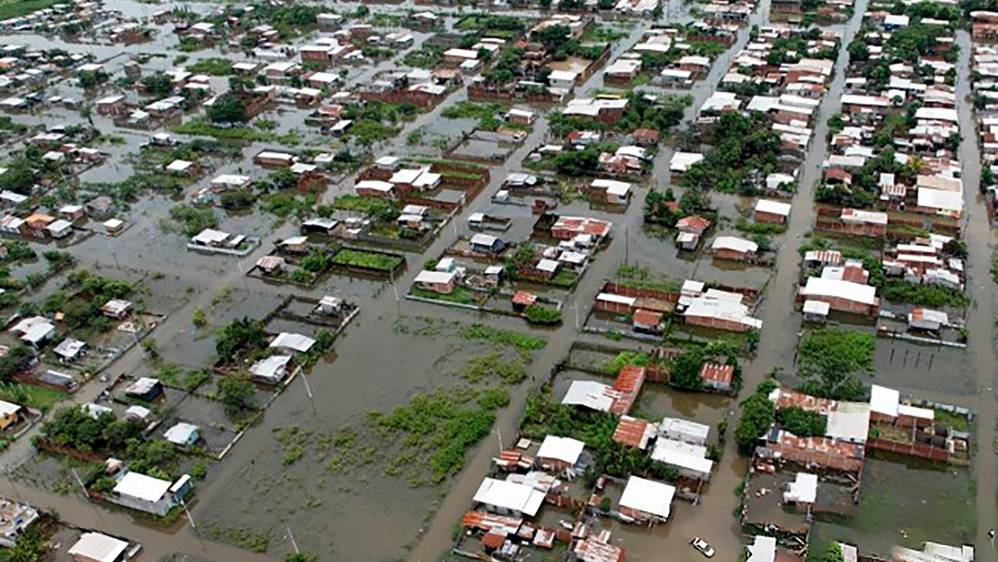 Ecuador es un país que ha experimentado inundaciones en diferentes regiones debido a varios factores, como la topografía, la intensidad de las lluvias y la falta de infraestructuras adecuadas para gestionar las aguas pluviales. Foto: Getty