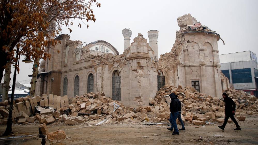 Muchas mezquitas y lugares turísticos de Turquía sufrieron daños de consideración. Foto: Getty