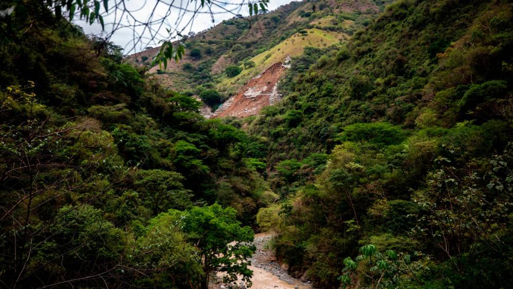 Está obra comprende la intervención de 50,2 kilómetros que comienzan en la variante a Caldas y terminan en Bolombolo, corregimiento del municipio de Venecia. Foto: Camilo Suárez Echeverry