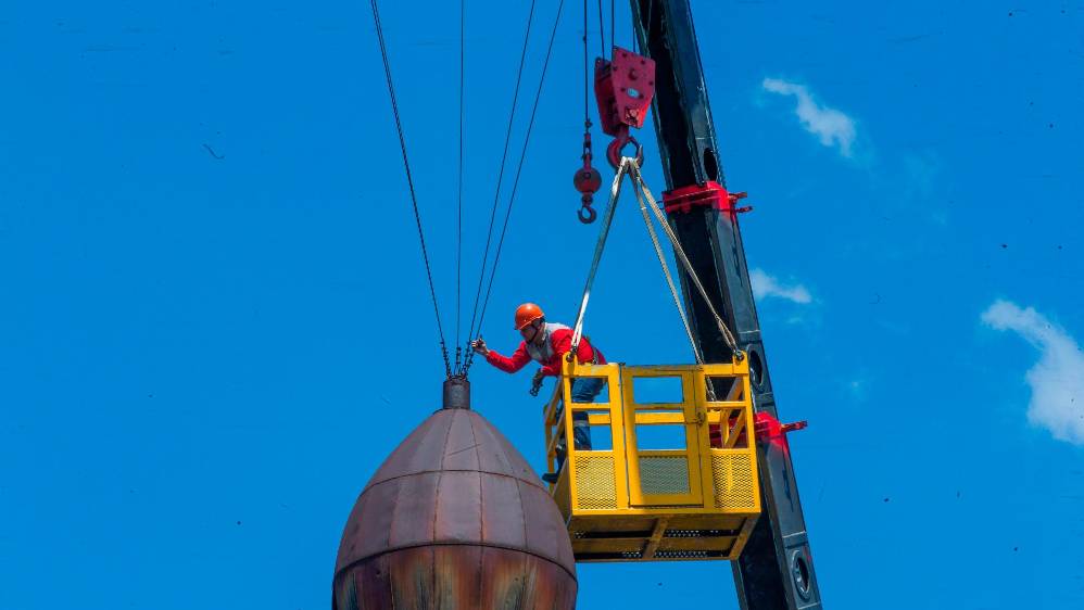 El desmonte se produjo tras el riesgo que supuso el desprendimiento de una parte de ella y el desgaste general de la obra. Foto: Esneyder Gutiérrez