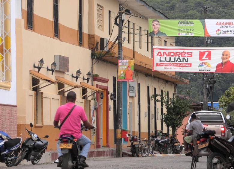 El nivel de participación electoral en la región del Bajo Cauca es uno de los más bajos en el departamento de Antioquia, la mayoría de personas ya no creen en sus políticos. FOTOS Alejandro Bermúdez