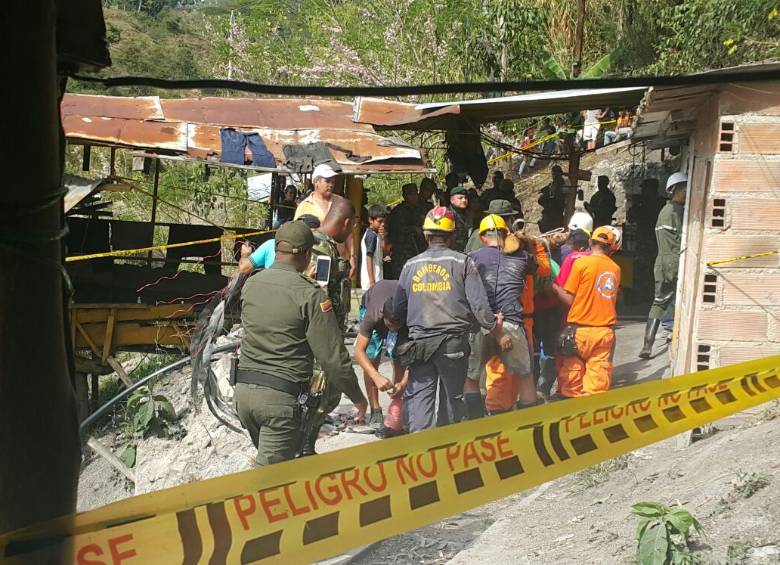 El accidente en la mina se presentó a las 11:00 a.m. del miércoles, cuando una bolsa de agua inundó el socavón. FOTO cortesía