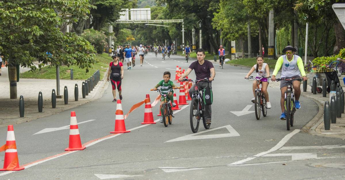 Activarán dos ciclovías en Medellín para mitigar crisis ambiental