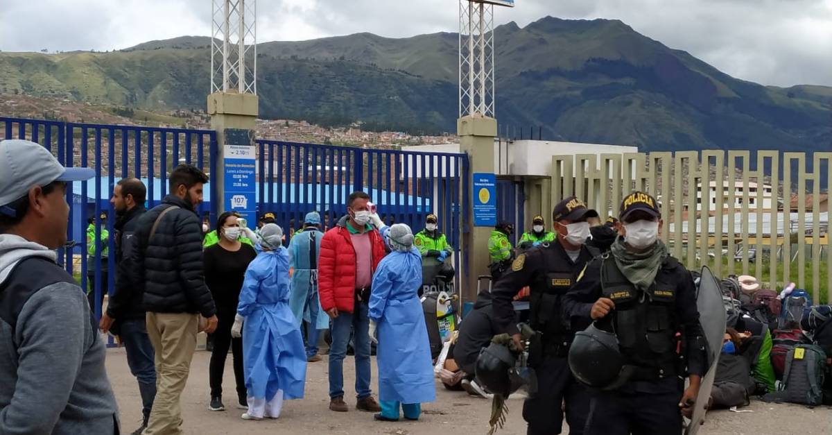 Colombianos atrapados en el exterior piden ayuda para regresar al país