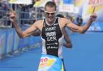 Jan Frodeno, campeón olímpico de triatlón, uno de los deportistas ingeniosos en casa. FOTO AFP