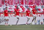 El Colonia, en el que milita el colombiano Jhon Córdoba, perdió en casa, 1-2 ante unión de Berlín. FOTO TOMADA TWITTER COLOGNE