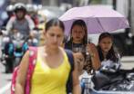 Por las altas temperaturas que se registran por estos días se recomienda utilizar protección solar e hidratarse bien. Las lluvias podrían retornar al finalizar la semana. FOTO jaime pérez