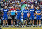Alaphilippe (que saluda en la foto), viene de ganar 2 etapas en Vuelta a San Juan, en la que fue subcampeón. FOTO JUAN A. SÁNCHEZ