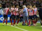 El técnico Julio Comesaña podría convertirse en el entrenador más veterano en alcanzar el título de Liga en Colombia. El uruguayo, nacionalizado en Colombia, tiene 70 años. FOTO efe