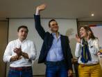 De izquierda a derecha, Jaime Mejía, Alfredo Ramos y Ana Cristina Moreno, últimos precandidatos del uribismo que disputaron el aval. Prometieron trabajar por el partido. FOTO Julio césar Herrera