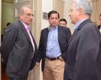 El encuentro entre los voceros del Sí y del No fue cordial. Los últimos insistieron en lograr cambios de fondo. FOTO presidencia