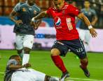 Leonardo Castro recibió la falta discutida de Otto Franco y cobró el penalti para el único gol del Medellín. FOTO Jaime Pérez