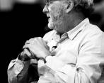El historiador Roberto Luis Jaramillo aportó datos, así como familiares y amigos. Y la consulta en documentos. FOTO Emanuel Zerbos