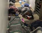 Este es uno de los pasillos del búnker, donde duermen los reclusos. FOTO: Cortesía