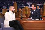 Imagen de Maluma en la entrevista al lado de Jimmy Fallon. FOTO INSTAGRAM