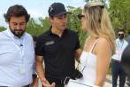 Camilo continúa con su participación en el PGA en busca de recuperar su posición en el Tour; mientras María Ochoa se encarga de la Fundación con la que honran a Mía. FOTO cortesía mayokoba 